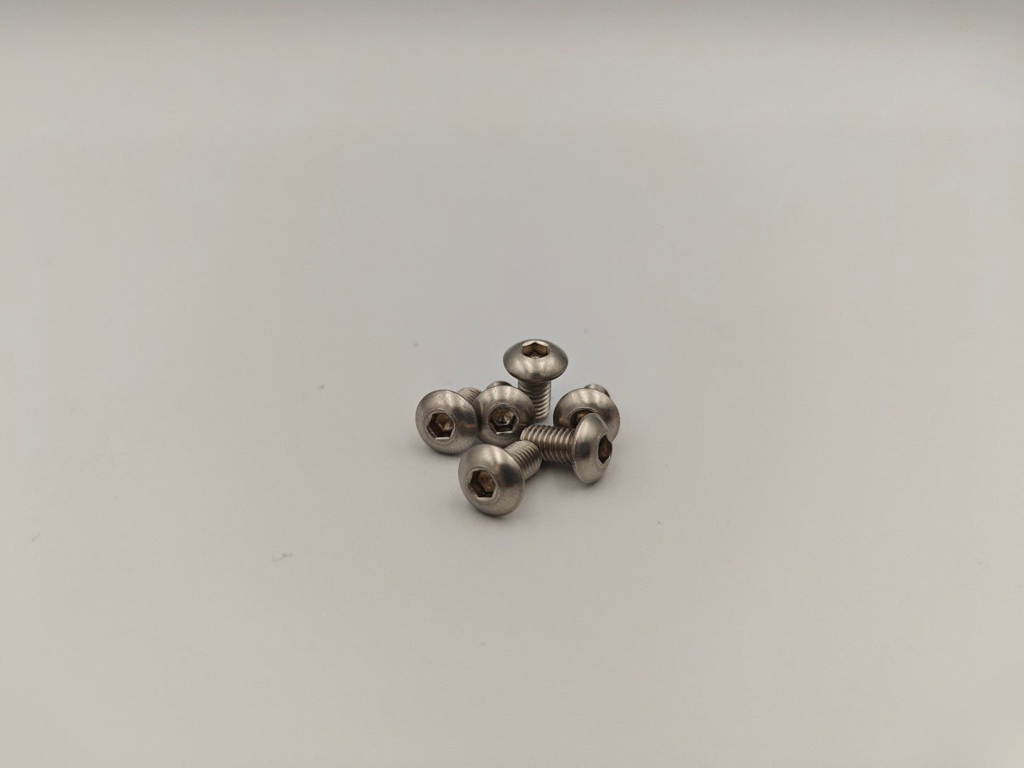 Profiled Handle Sides